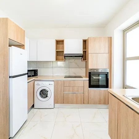 Adolina Two Bedroom 201 By Ezoria *