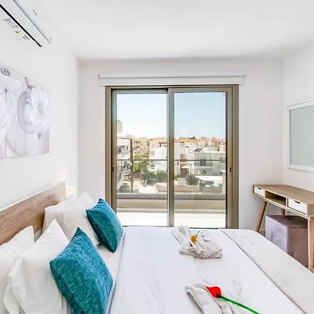 Apartament Adolina Two Bedroom 201 By Ezoria *